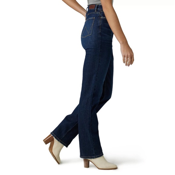Wrangler High Rise Straight-Leg Jeans size 4 - Picture 2 of 10